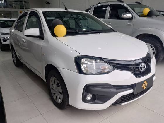 TOYOTA ETIOS 1.5 X SEDAN 16V FLEX 4P MANUAL TOYOTA ETIOS 1.5 X SEDAN 16V FLEX 4P MANUAL